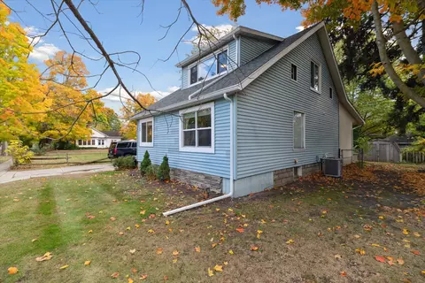 308 High St, Williamston, MI 48895 photo 2