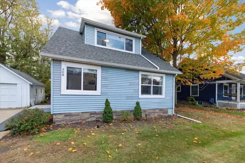 308 High St, Williamston, MI 48895