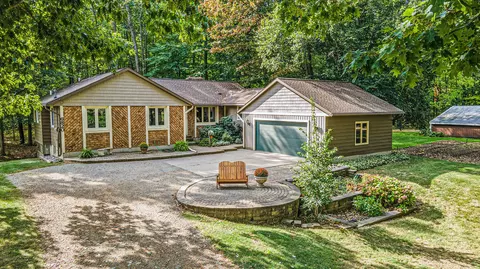6820 Baldwin St, Hudsonville, MI 49426