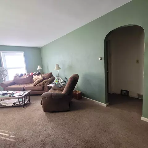 214 S Comstock St, Addison, MI 49220 photo 3