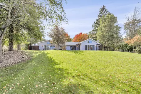 1724 Little Dr, Horton, MI 49246