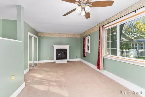 310 S Front St, Belding, MI 48809 photo 15
