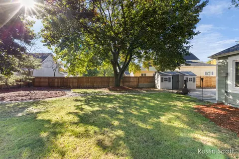 310 S Front St, Belding, MI 48809 photo 30