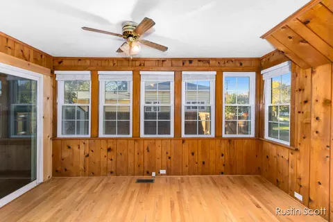 310 S Front St, Belding, MI 48809 photo 12