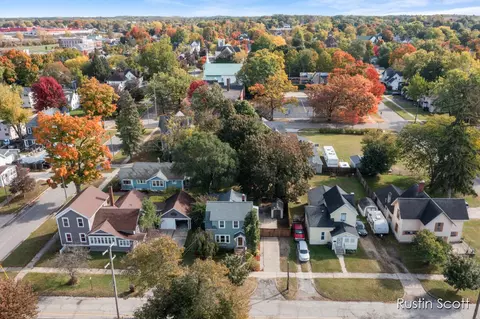 310 S Front St, Belding, MI 48809 photo 33