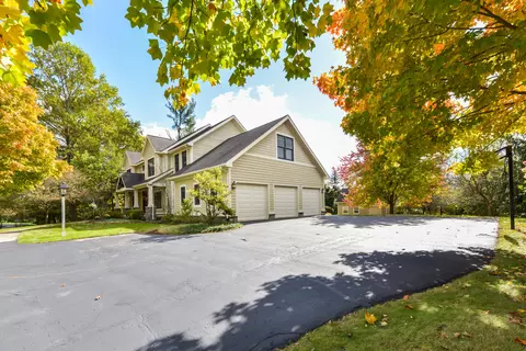 5031 Sandstone Ct, Dexter, MI 48130