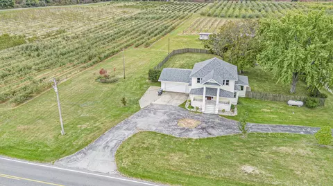 8400 Territorial Rd, Watervliet, MI 49098
