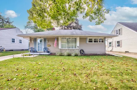 657 Sparks St, Jackson, MI 49202 photo 2