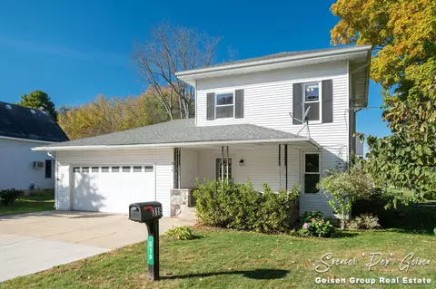 319 Ranney St, Belding, MI 48809 photo 3
