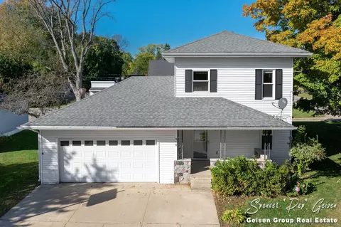 319 Ranney St, Belding, MI 48809 photo 2