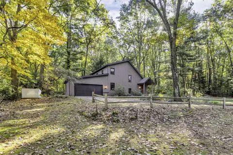 4471 Springbrook Rd, Jackson, MI 49201 photo 3