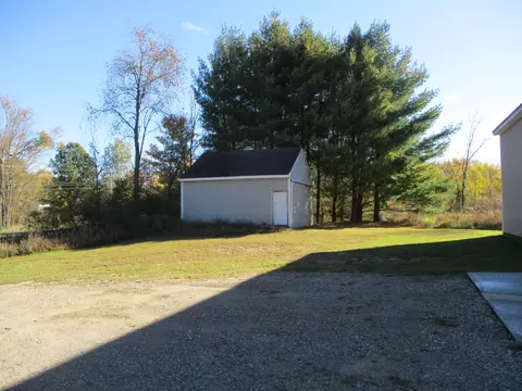 4512 E Stanton Rd, Stanton, MI 48888 photo 7