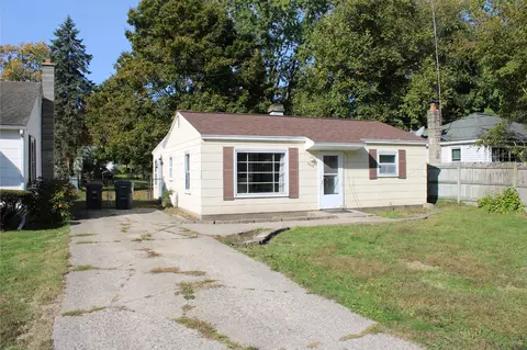 5808 Missouri Ave, Portage, MI 49024