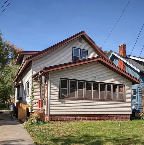 1639 Jefferson Ave SE, Grand Rapids, MI 49507