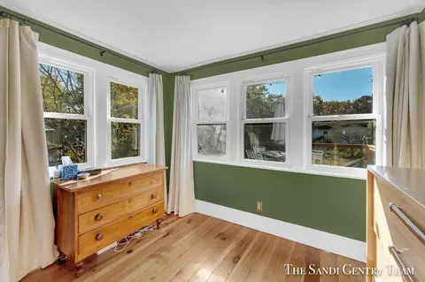 518 E Savidge St, Spring Lake, MI 49456 photo 26