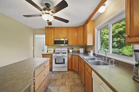 707 Leo Rd, Jackson, MI 49203 photo 21