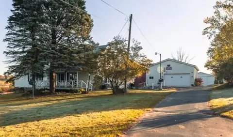 6386 S 56th Ave, Montague, MI 49437