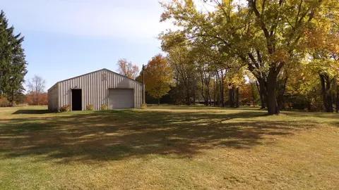 7620 N 41st St, Augusta, MI 49012 photo 5