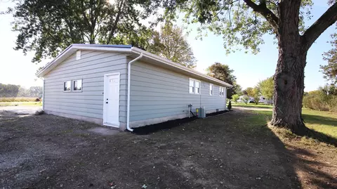 17224 Featherstone Rd, Constantine, MI 49042 photo 3