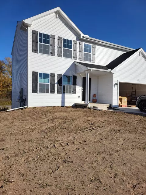580 Snow Pine Ct, Cedar Springs, MI 49319
