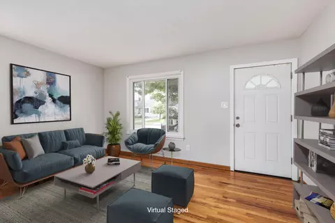 19221 Connecticut St, Roseville, MI 48066