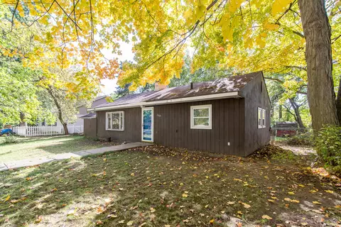 2624 Packard St, Ann Arbor, MI 48104