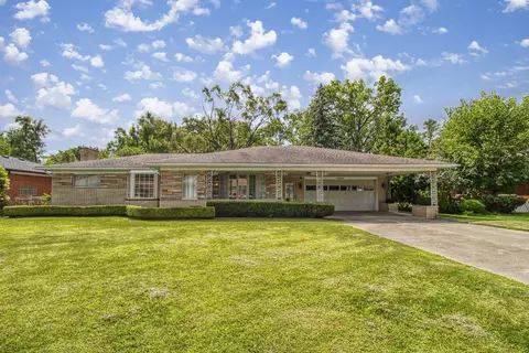 16640 Curtis St, Roseville, MI 48066