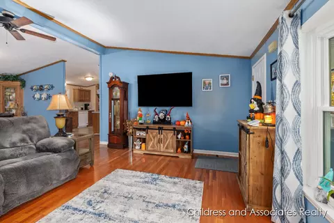 13151 S Nickless Ln, Grant, MI 49327 photo 5