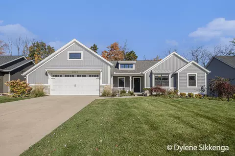 4049 Tall Timber Dr NW, Grand Rapids, MI 49534