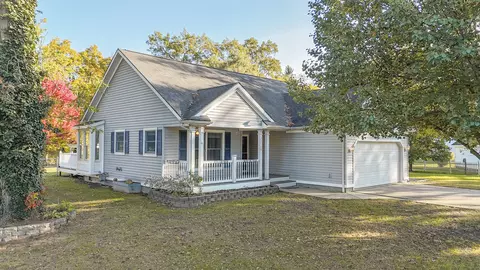 29148 Water St, Dowagiac, MI 49047