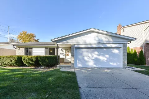 44268 Brandywyne Rd, Canton, MI 48187