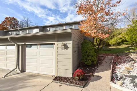 3155 Lakehaven Dr, Ann Arbor, MI 48105