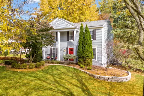 5555 Beauchamp, West Bloomfield, MI 48322