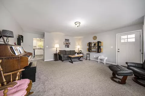 857 S Dettman Rd, Jackson, MI 49203 photo 4