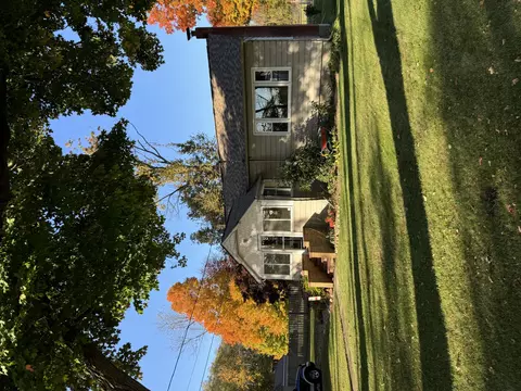 53560 Fulton Rd, Leonidas, MI 49066