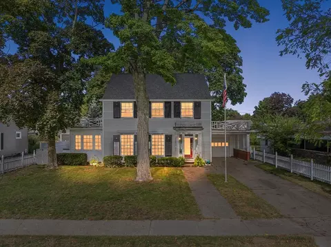 822 Mills Ave, Muskegon, MI 49445