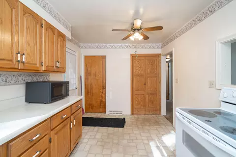 123 Cardinal Crst, Jackson, MI 49202 photo 4