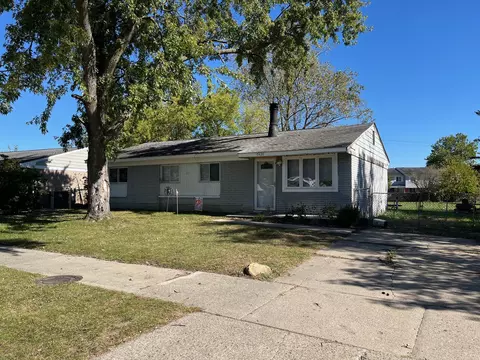 15439 Kerstyn St, Taylor, MI 48180