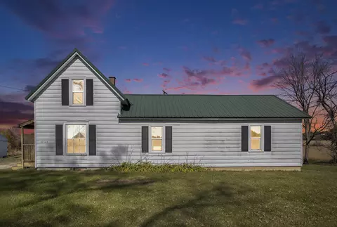6345 E Cloverdale Rd, Nashville, MI 49073
