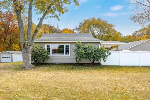 9492 Bellevue Rd, Battle Creek, MI 49014