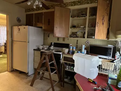 2176 Outer Dr E, Detroit, MI 48234 photo 10