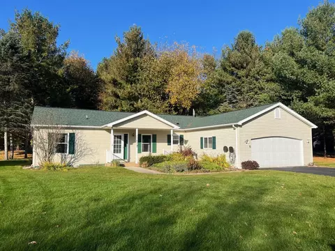 7763 Sunset Shrs, Canadian Lakes, MI 49346