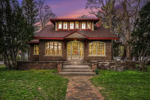 633 Marshall St, Allegan, MI 49010