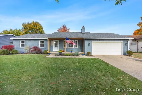 4595 Redwing Ct SW, Grandville, MI 49418