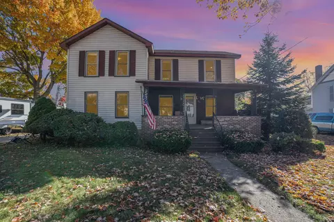 211 S Ithaca St, Ithaca, MI 48847