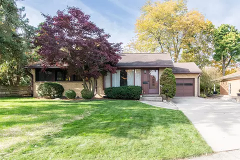 1335 Algonac Ave, Ann Arbor, MI 48103