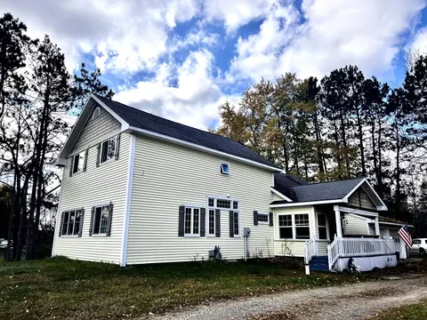 151 S Quarterline Rd, Scottville, MI 49454