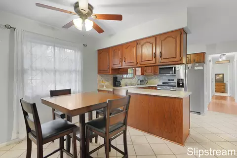 855 Maplehill Ave SE, Ada, MI 49301 photo 3