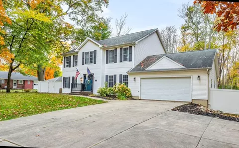 1210 Gilroy Rd, Jackson, MI 49201 photo 3