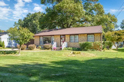 7223 Leawood St, Portage, MI 49024
